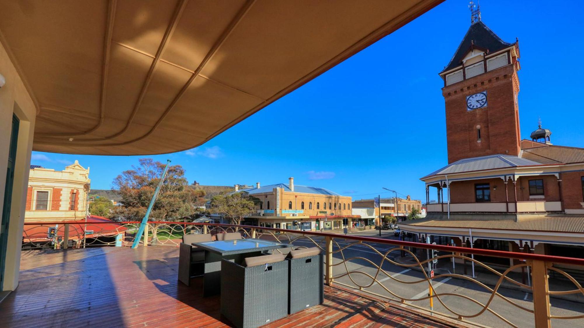 Royal Exchange Hotel Broken Hill Exterior photo